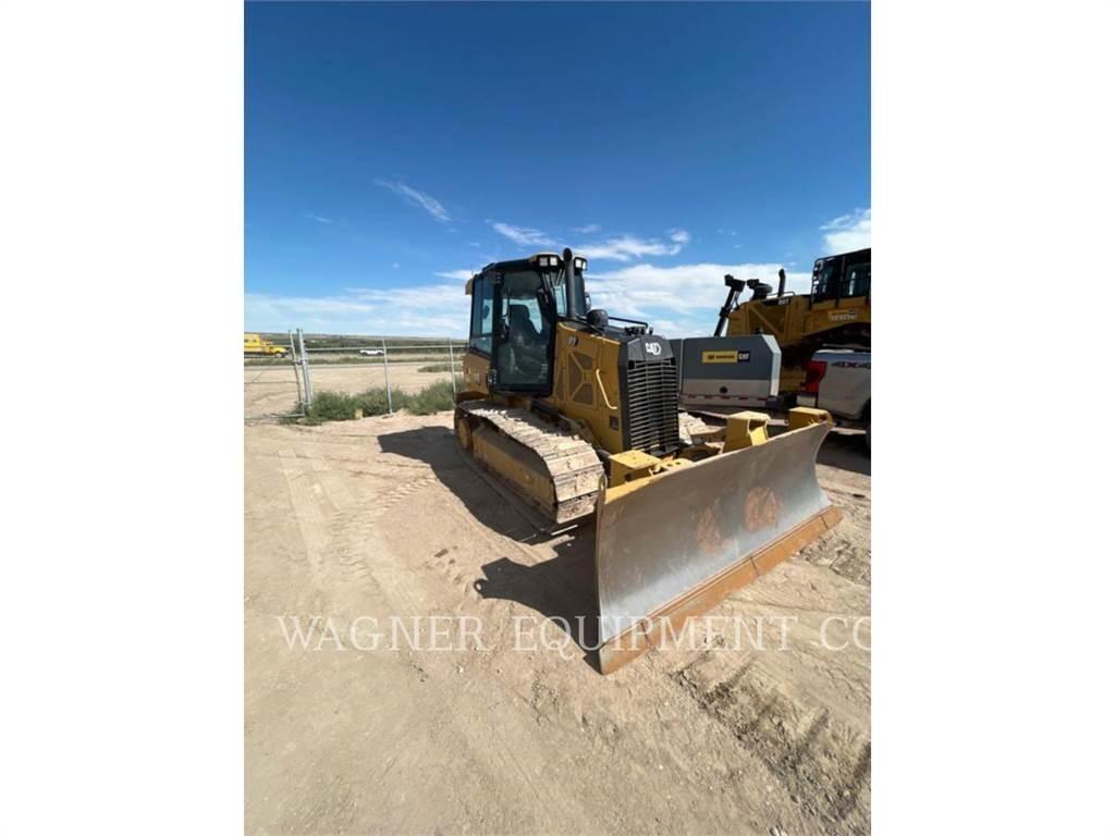 CAT D3 Верижни булдозери
