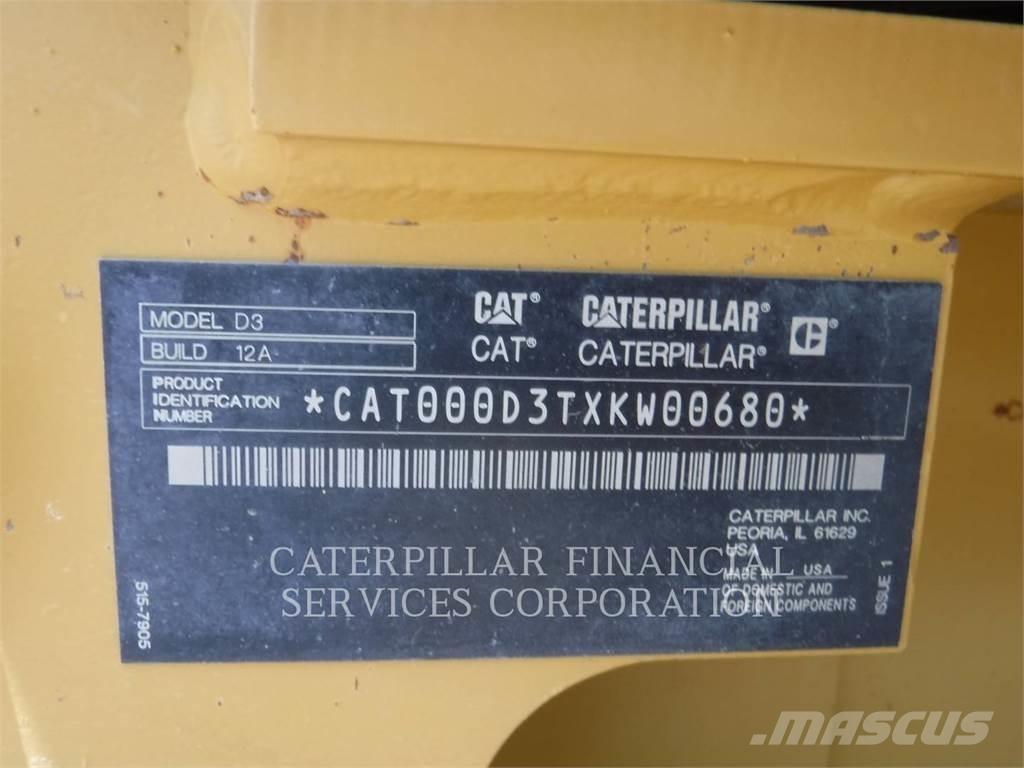 CAT D3-12 Верижни булдозери
