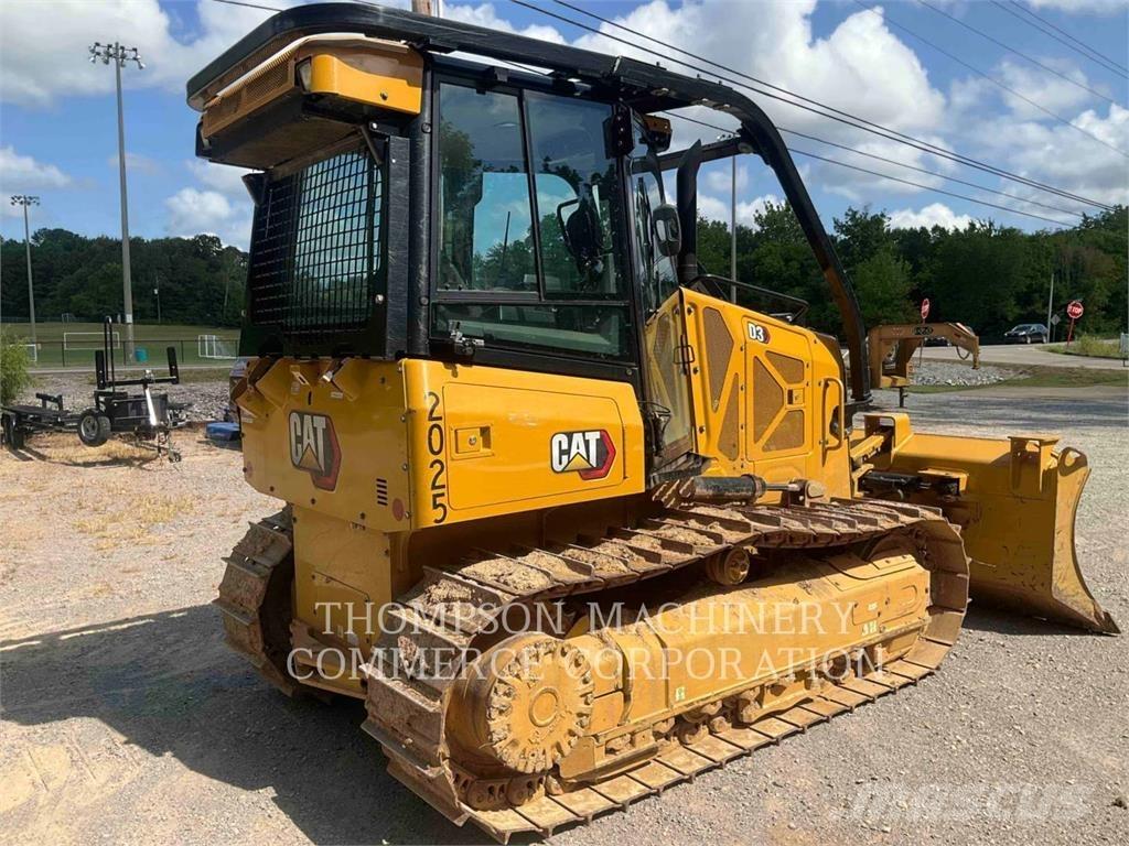 CAT D3-12 Верижни булдозери
