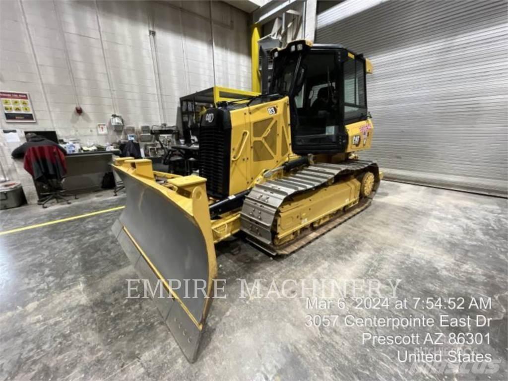 CAT D3-12 ARO Верижни булдозери
