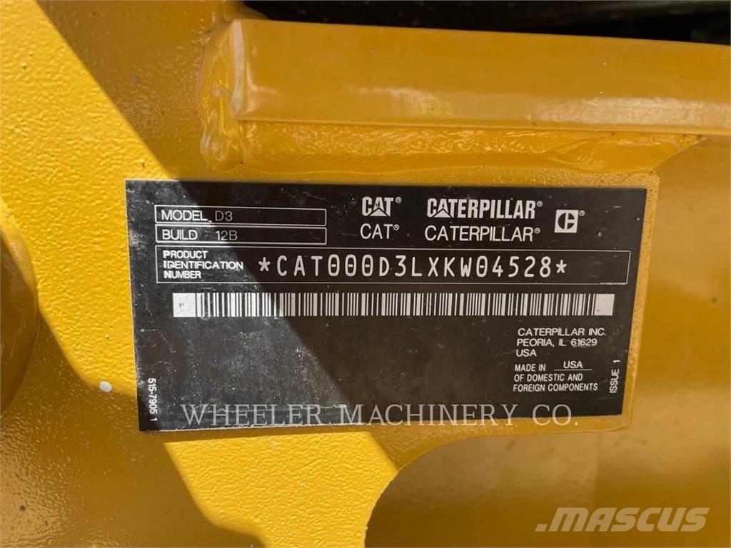CAT D3 XL Верижни булдозери
