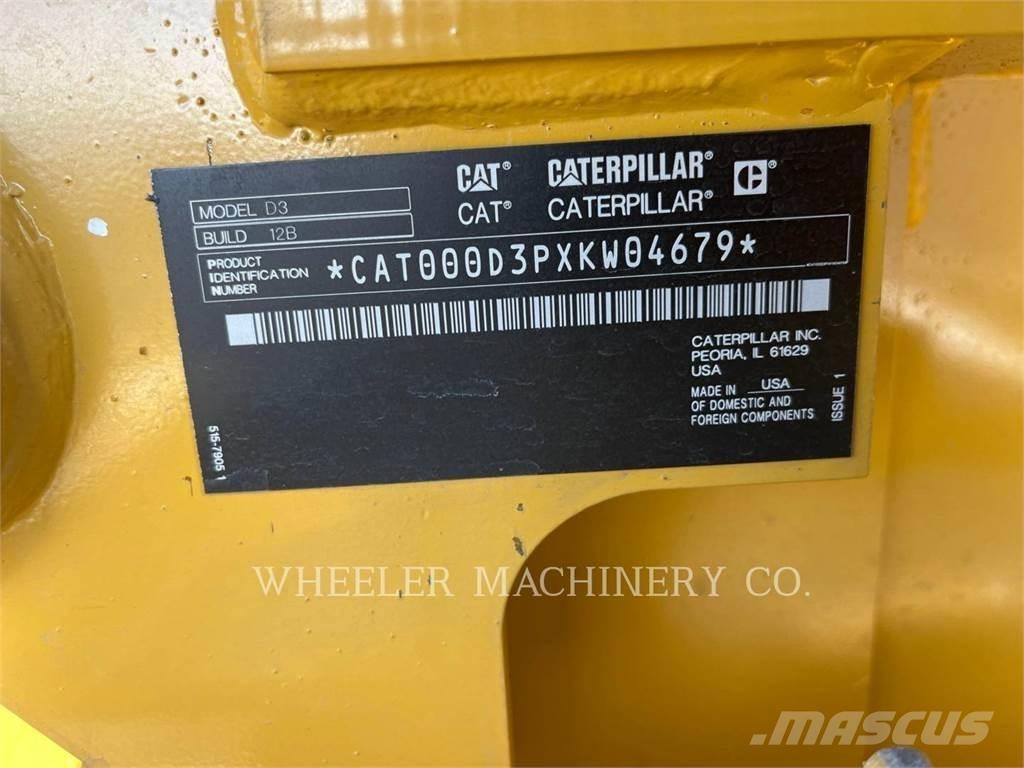 CAT D3 XL Верижни булдозери
