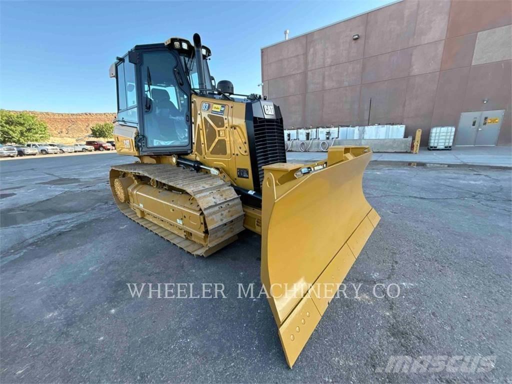 CAT D3 XL Верижни булдозери
