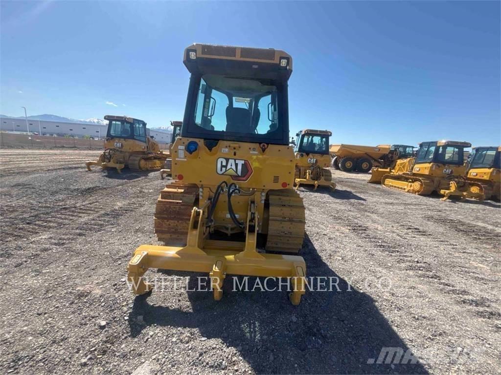 CAT D3 XL Верижни булдозери
