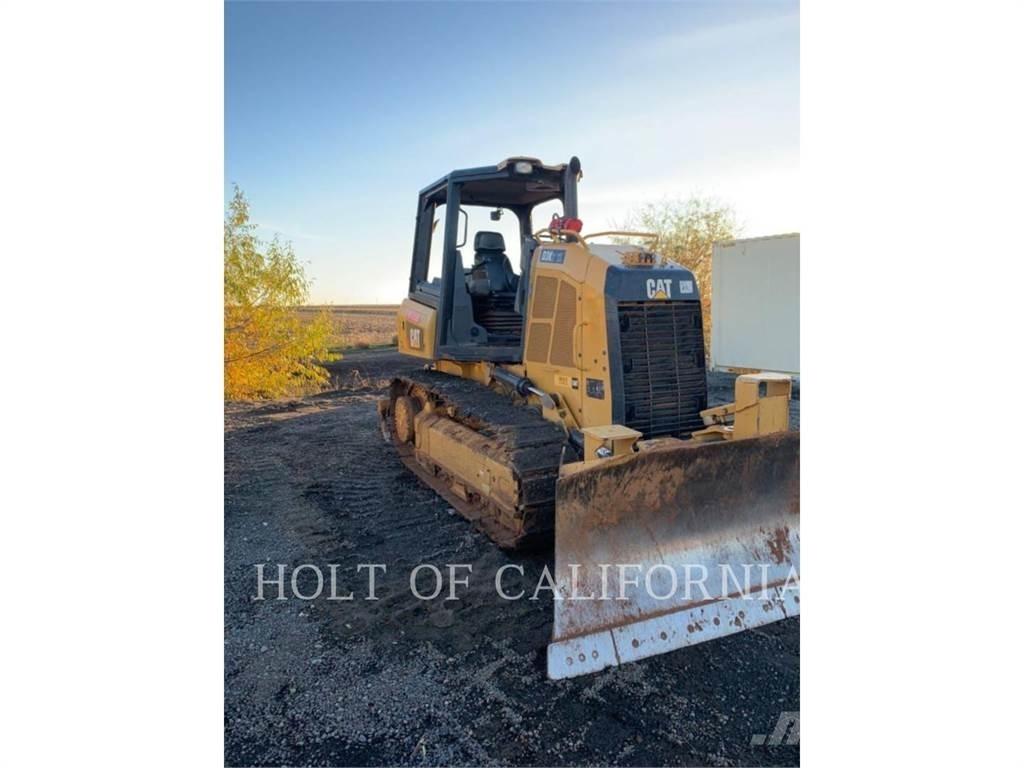 CAT D3K2 Верижни булдозери
