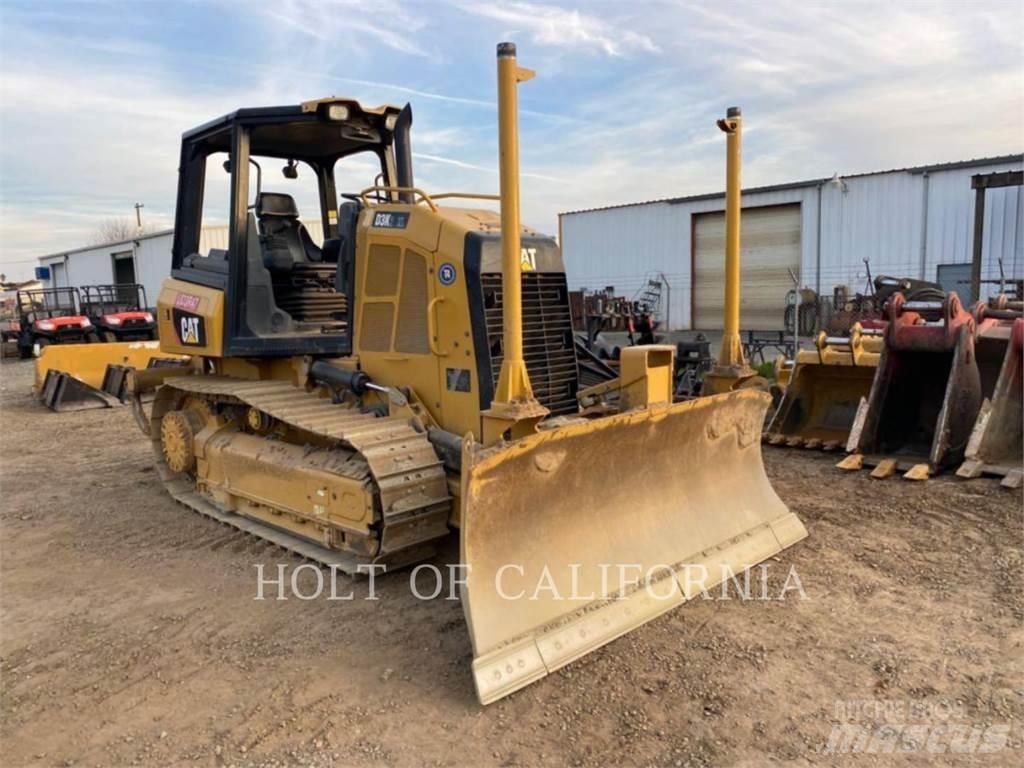 CAT D3K2 Верижни булдозери
