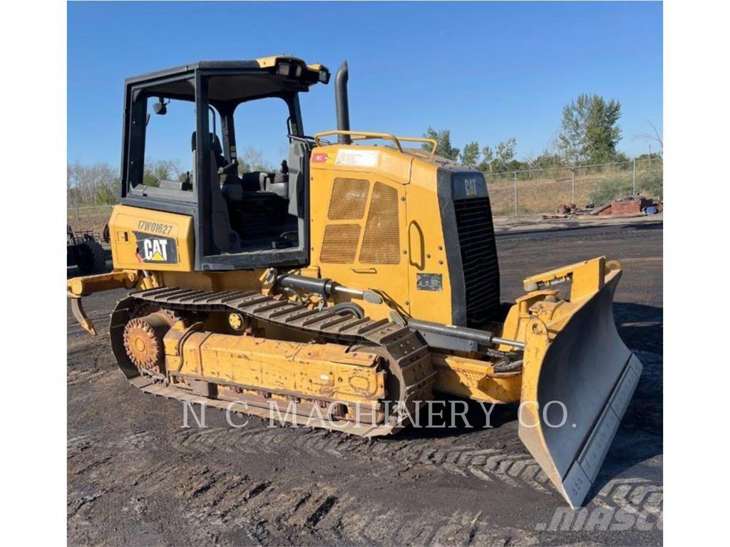 CAT D3K2 XLCN Верижни булдозери
