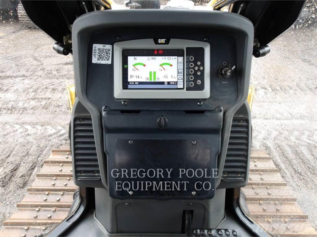 CAT D3K2XL Верижни булдозери
