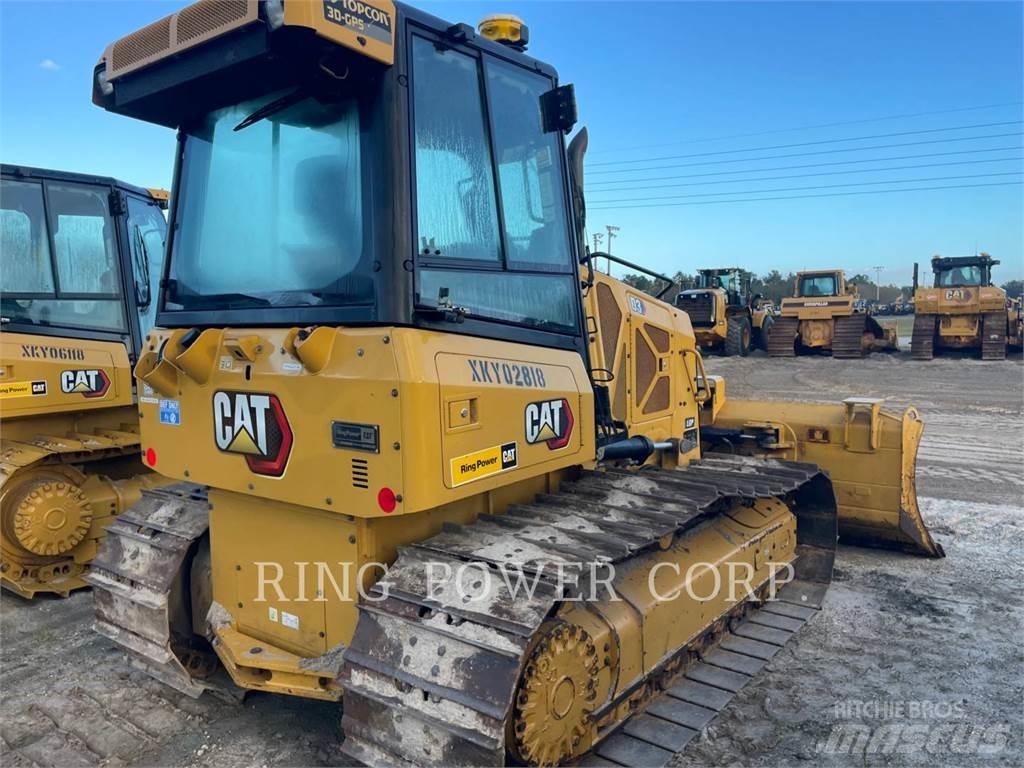 CAT D3LGPEW Верижни булдозери
