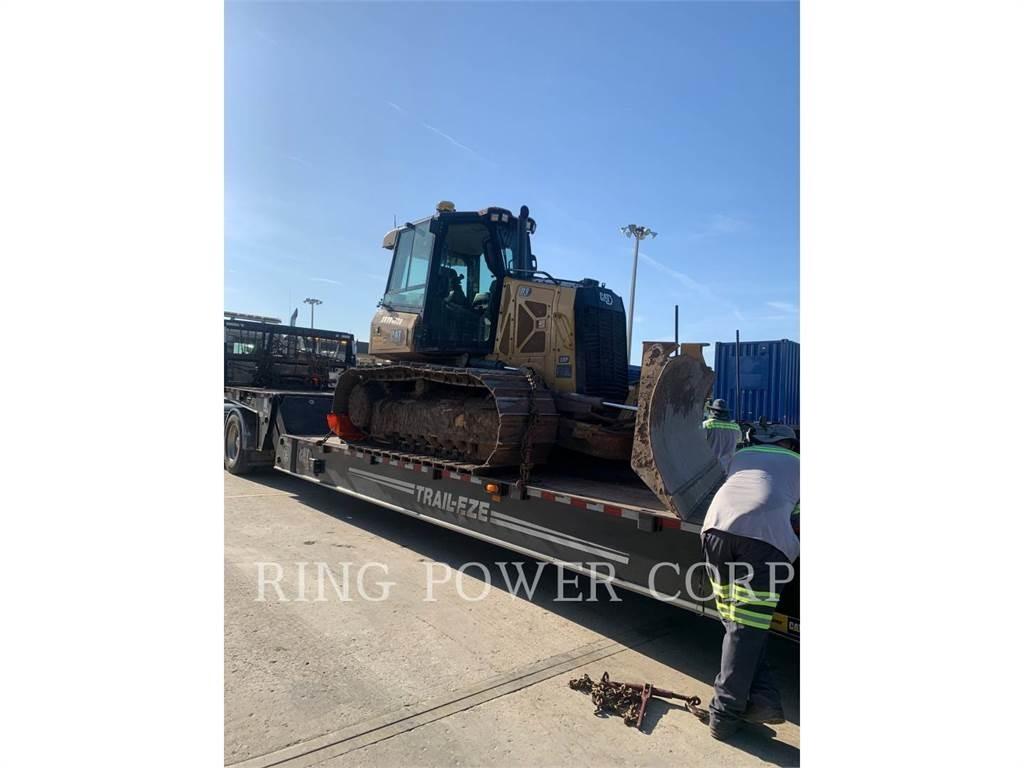 CAT D3LGPEW Верижни булдозери
