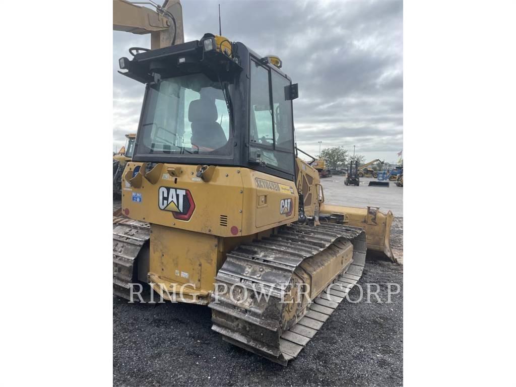 CAT D3LGPEW Верижни булдозери
