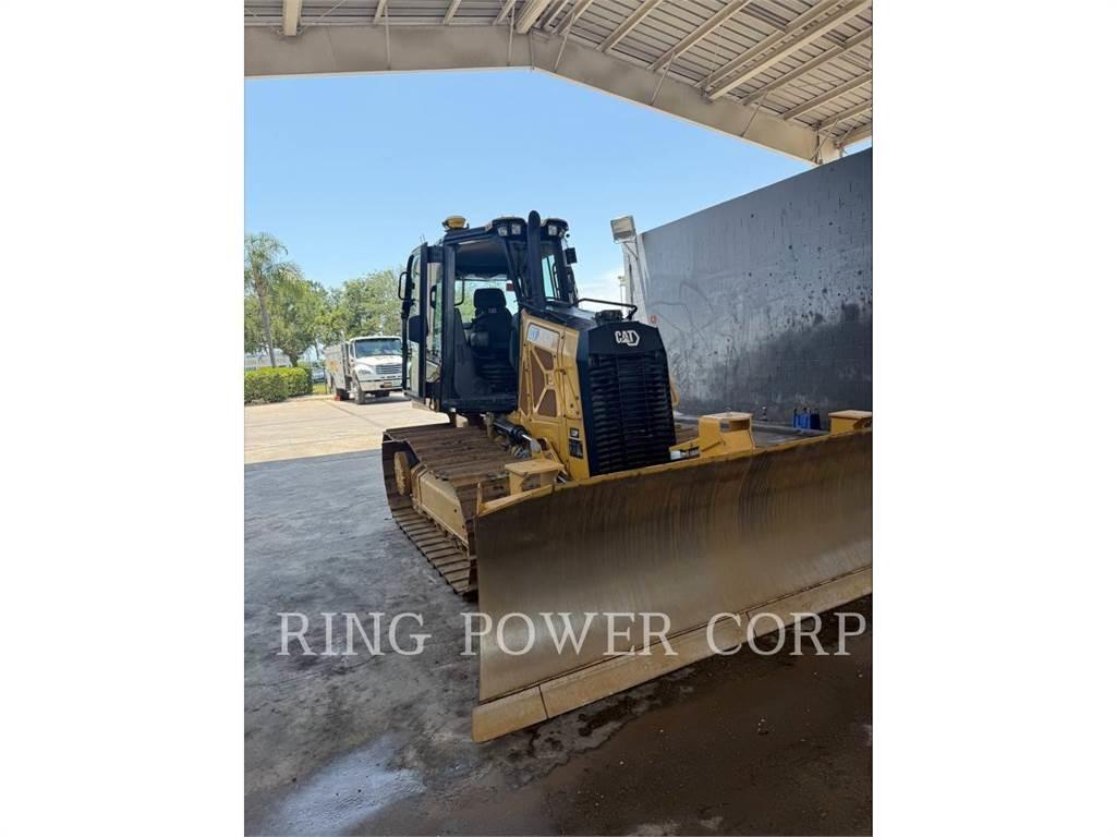 CAT D3LGPEW Верижни булдозери
