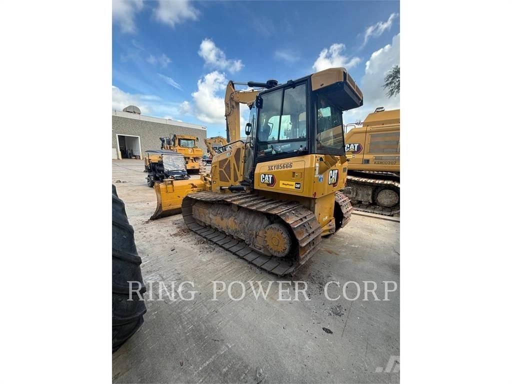 CAT D3LGPEW Верижни булдозери
