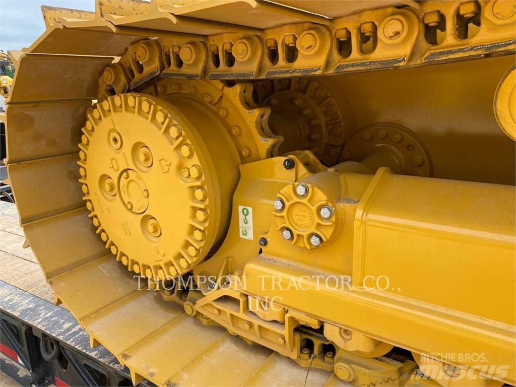CAT D4 Верижни булдозери
