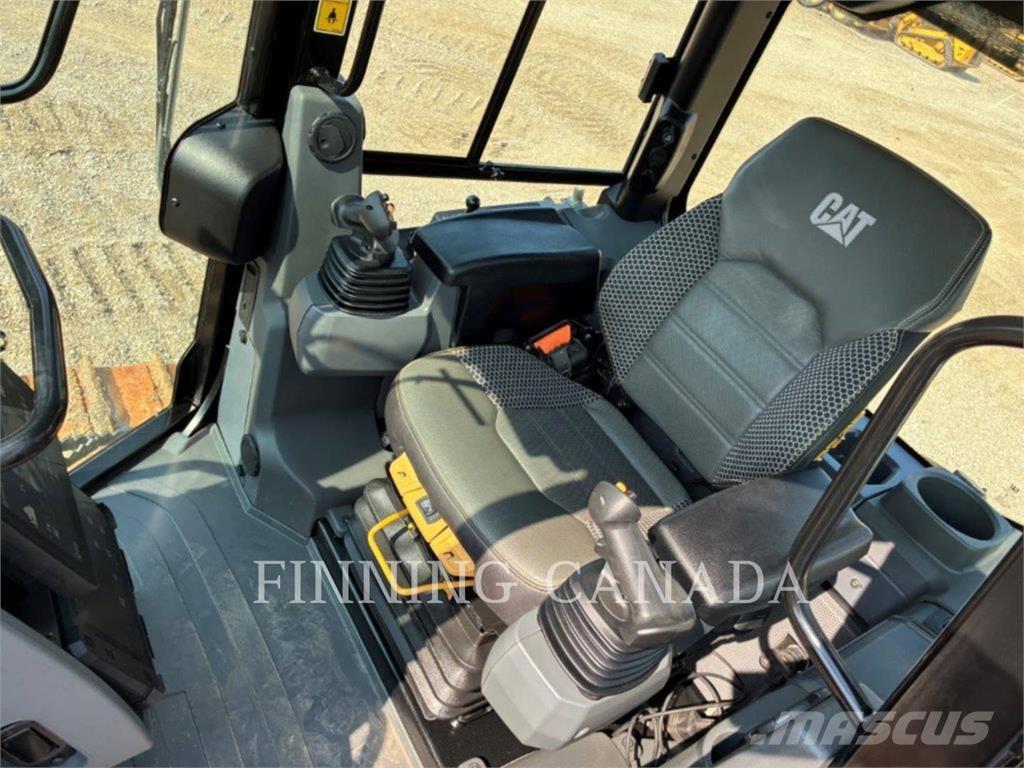 CAT D4-16 LGP Верижни булдозери
