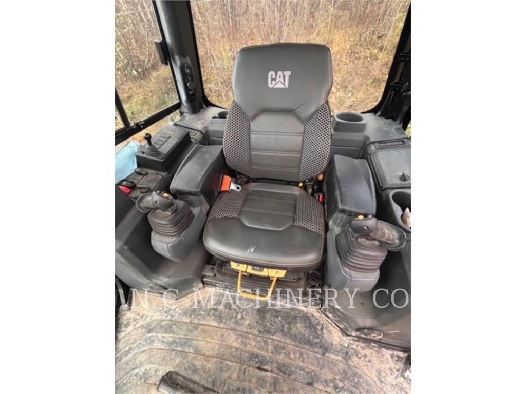 CAT D4 LGPVPAT Верижни булдозери
