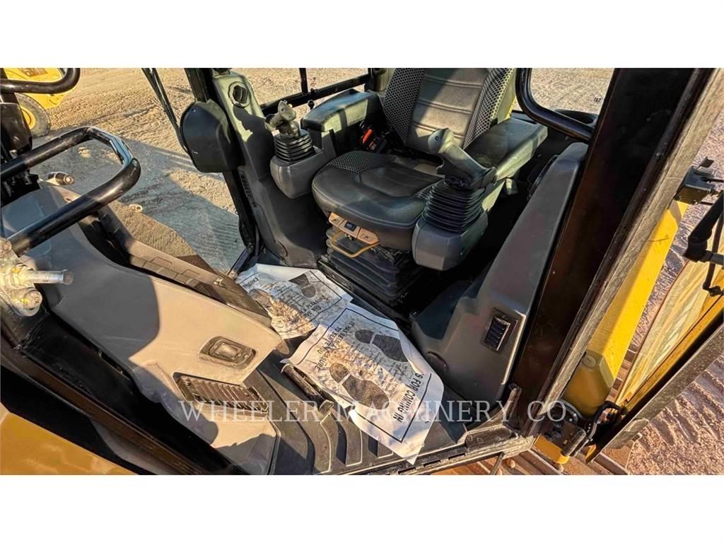 CAT D4 XL EW Верижни булдозери

