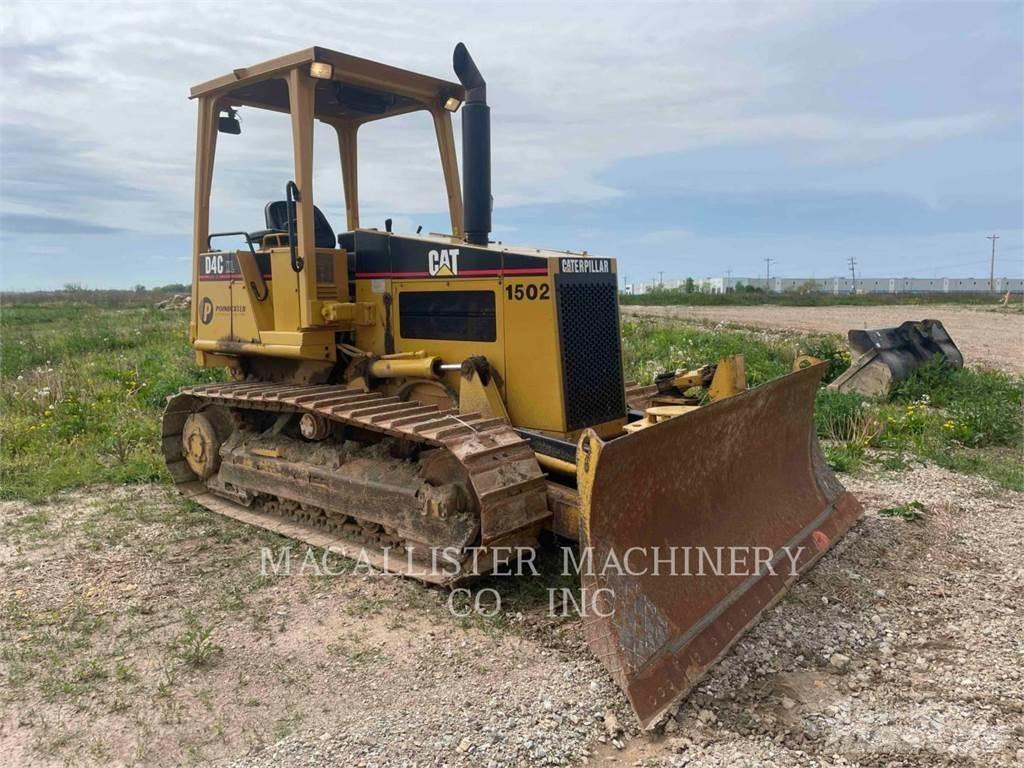 CAT D4C Верижни булдозери
