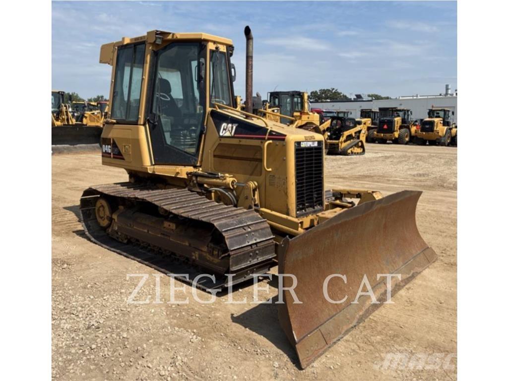 CAT D4GLGP Верижни булдозери
