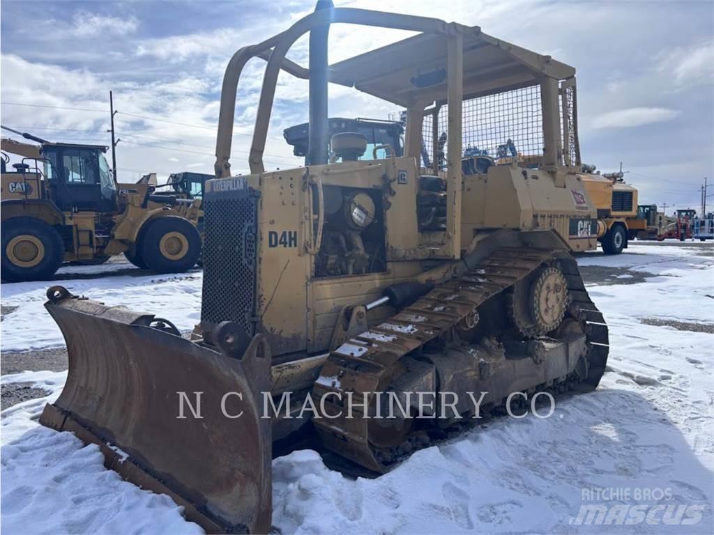 CAT D4H Верижни булдозери
