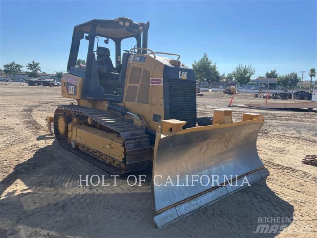 CAT D4K Верижни булдозери
