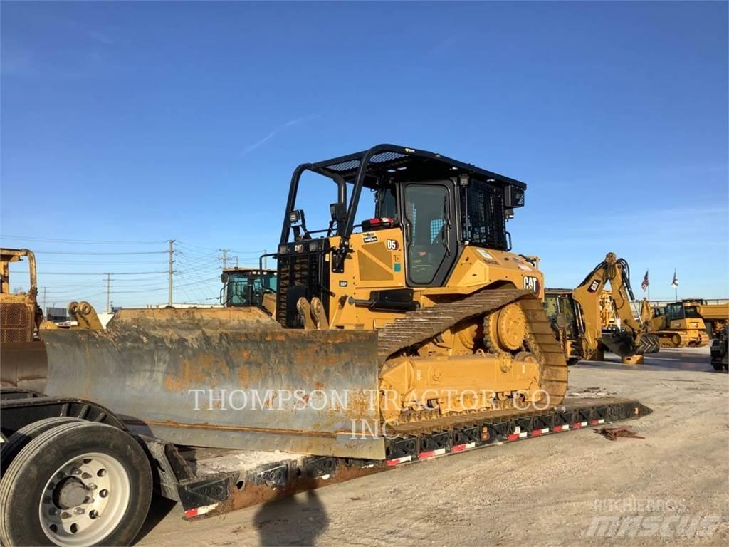 CAT D5 Верижни булдозери

