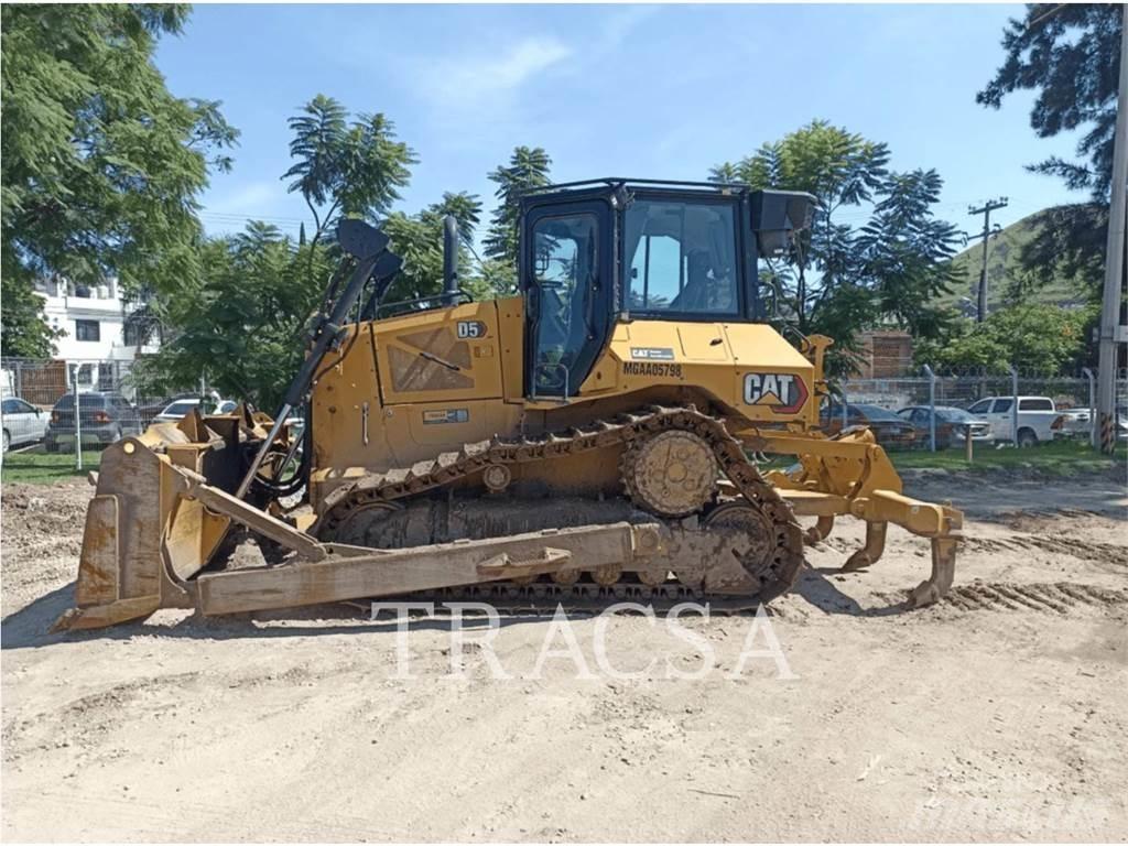 CAT D5 Верижни булдозери
