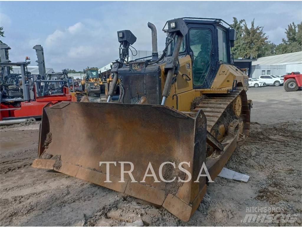 CAT D5 Верижни булдозери

