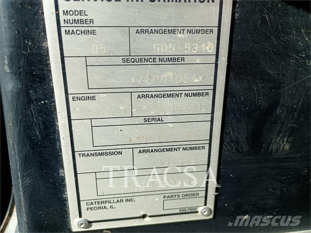 CAT D5 Верижни булдозери
