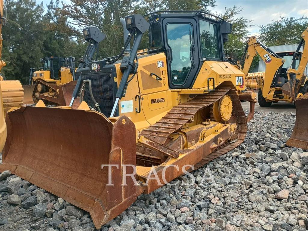 CAT D5 Верижни булдозери
