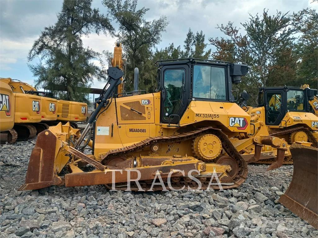 CAT D5 Верижни булдозери
