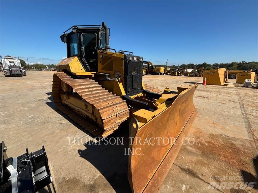 CAT D5 Верижни булдозери
