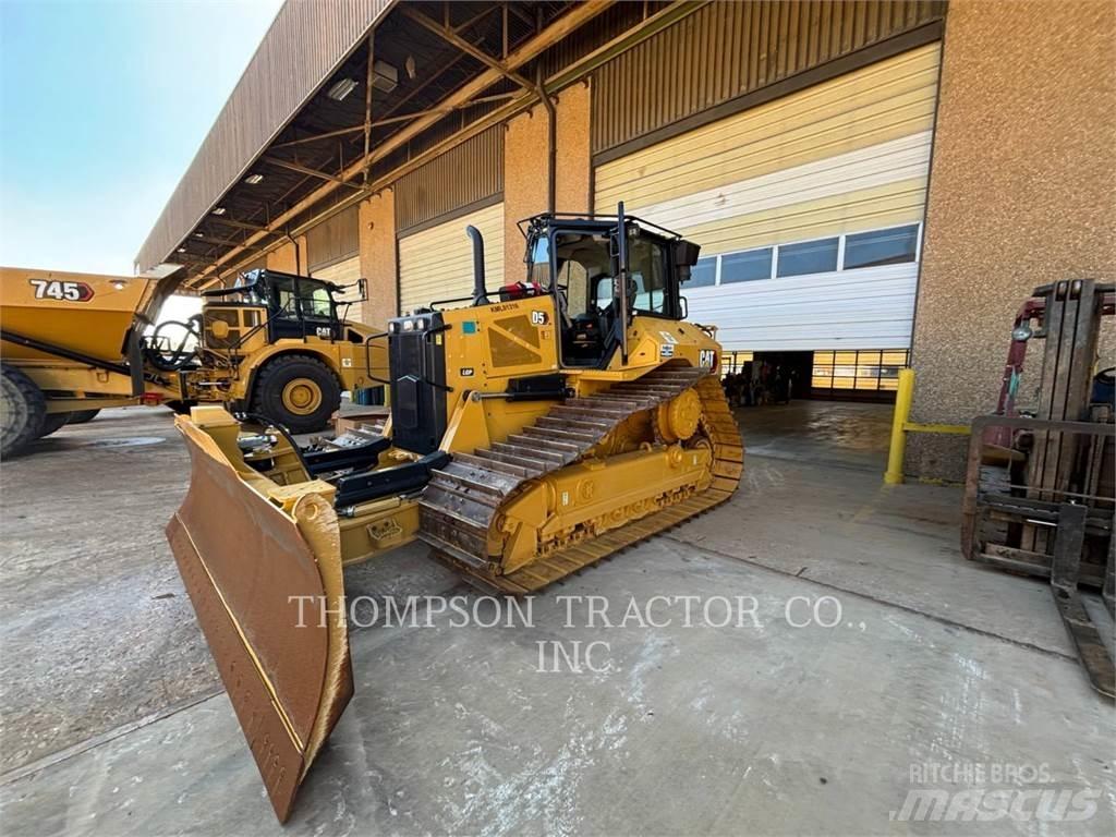 CAT D5 Верижни булдозери
