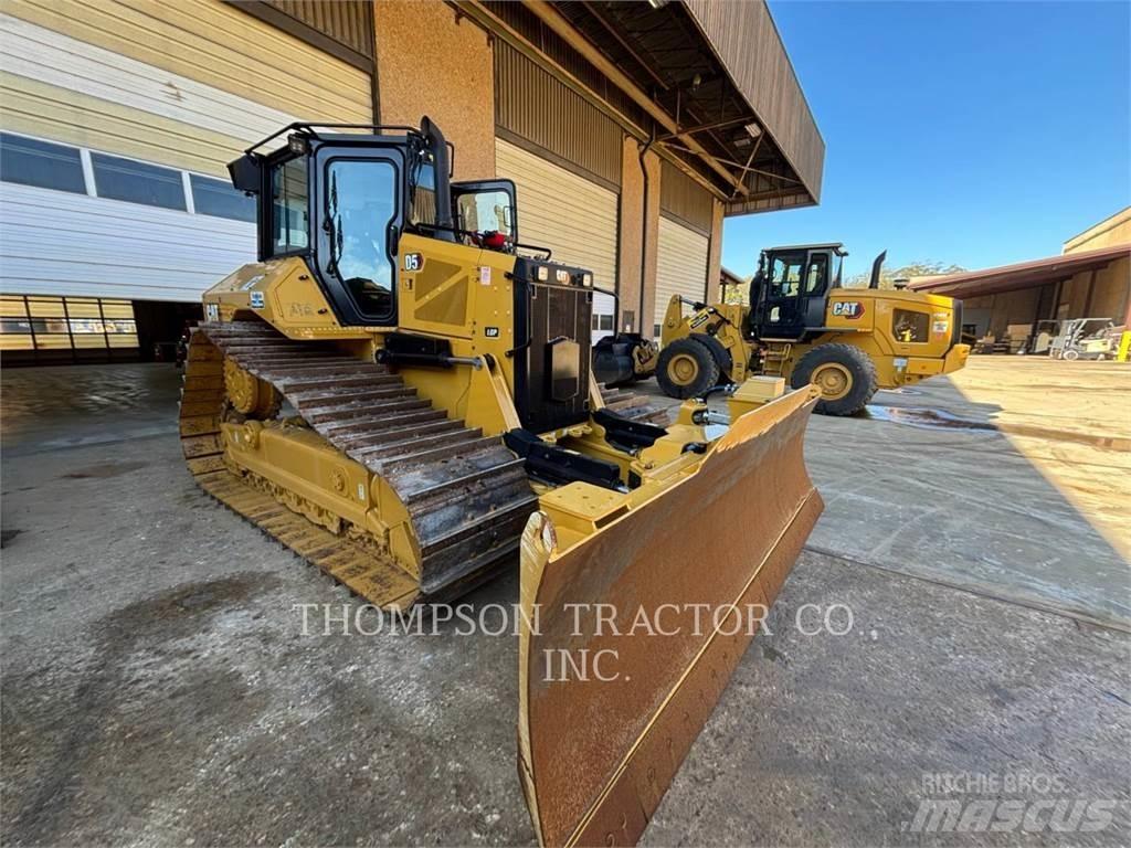 CAT D5 Верижни булдозери
