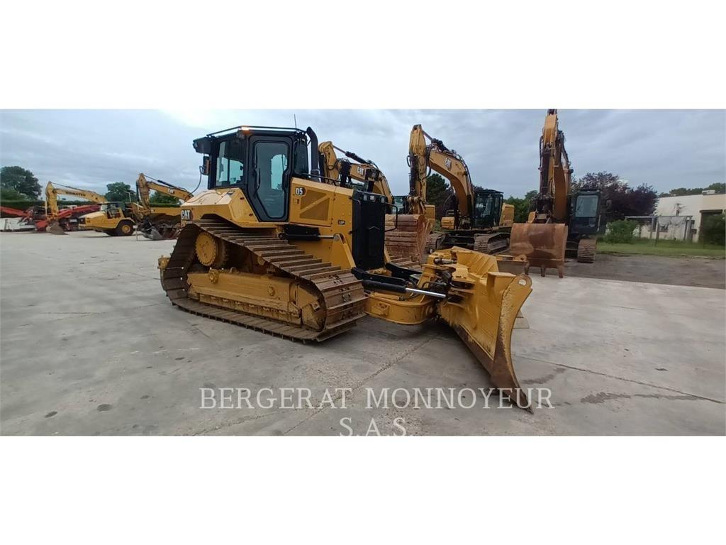 CAT D5 Верижни булдозери
