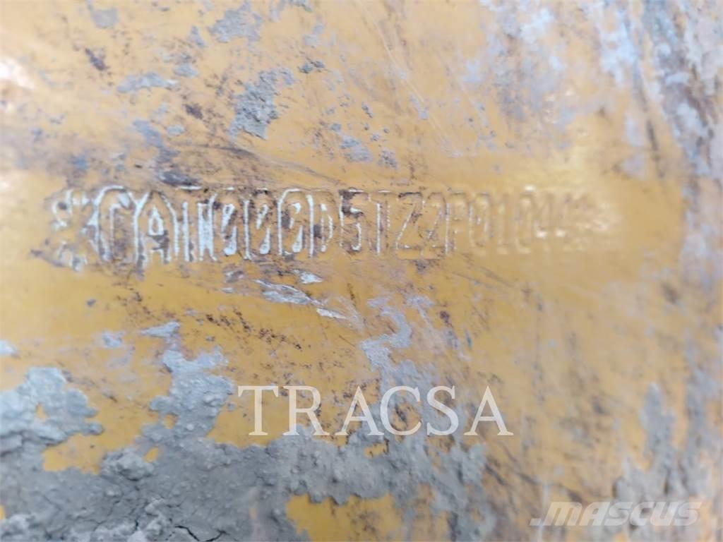 CAT D5 Верижни булдозери
