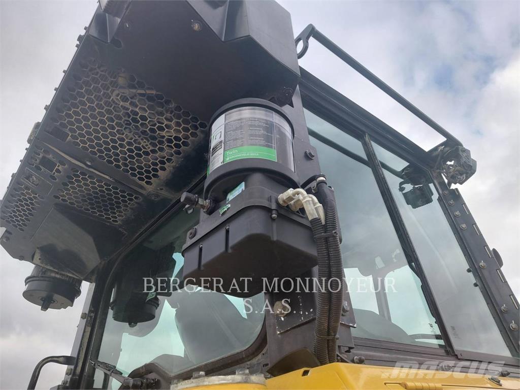 CAT D5 Верижни булдозери
