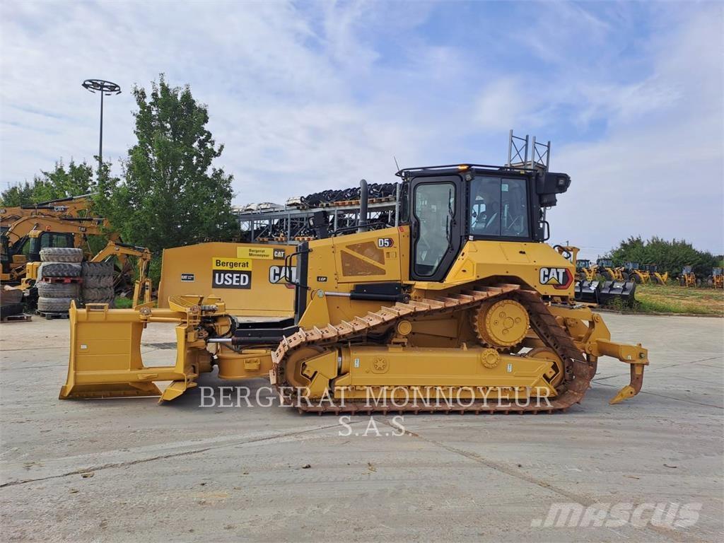 CAT D5 Верижни булдозери
