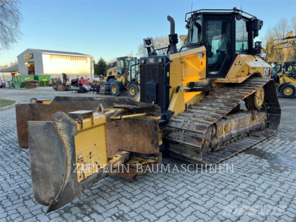 CAT D5 Верижни булдозери
