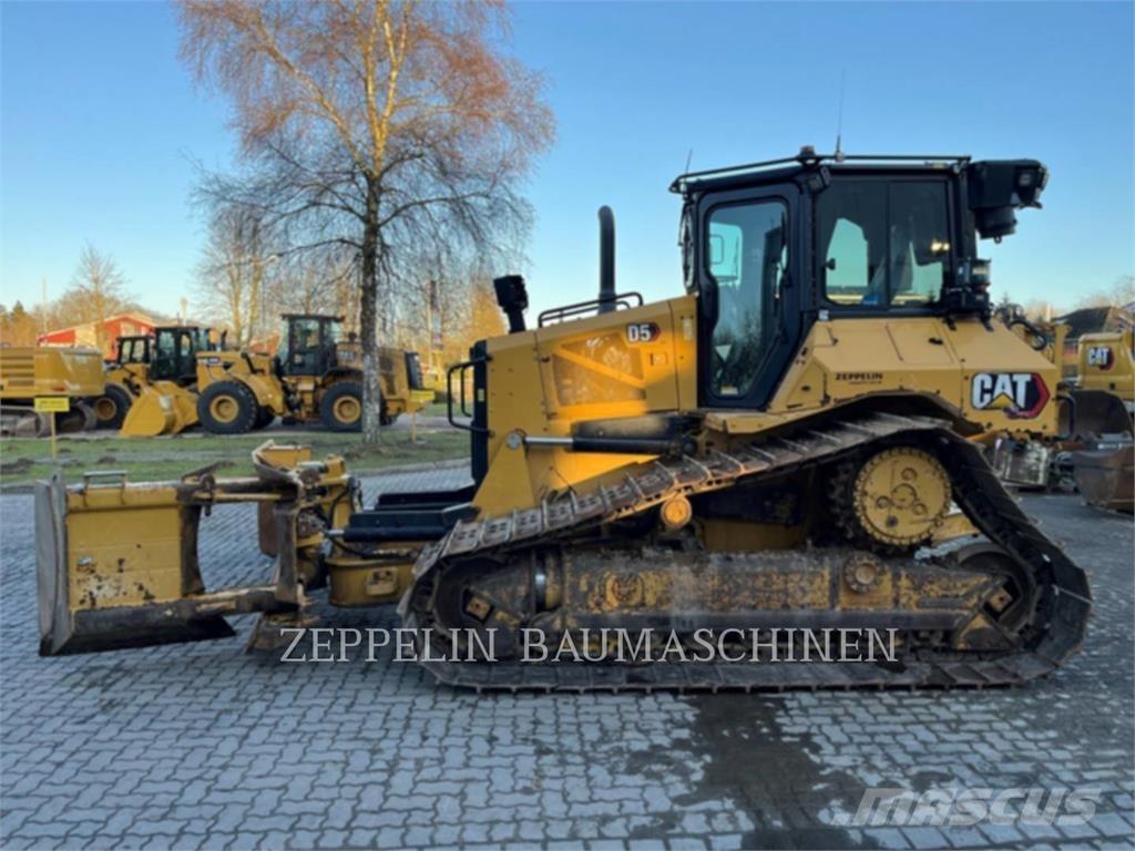 CAT D5 Верижни булдозери
