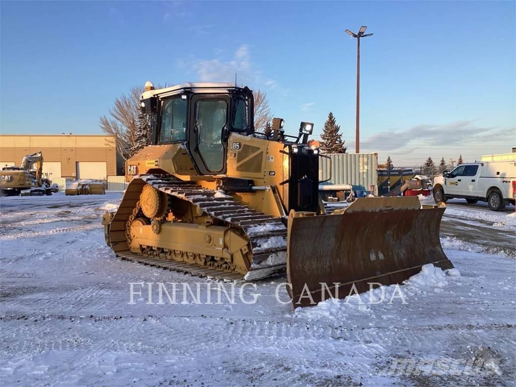 CAT D5-17 Верижни булдозери
