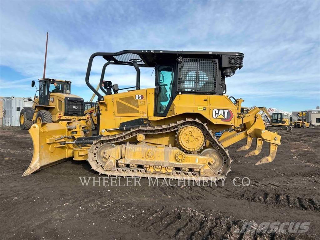 CAT D5-17 XL Верижни булдозери

