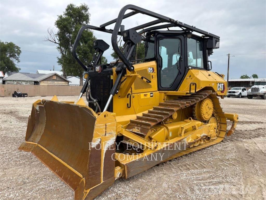 CAT D5-17SX Верижни булдозери
