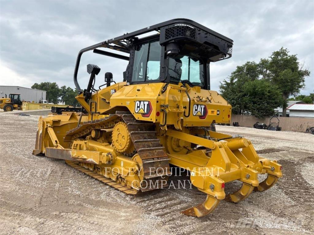 CAT D5-17SX Верижни булдозери
