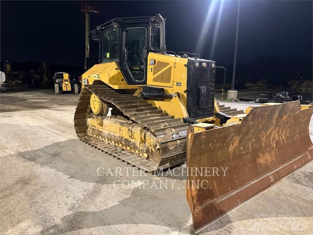 CAT D5-17VP Верижни булдозери
