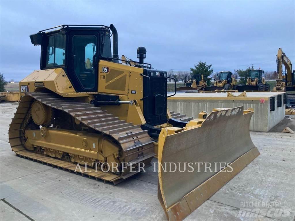 CAT D5-17VPLGP Верижни булдозери
