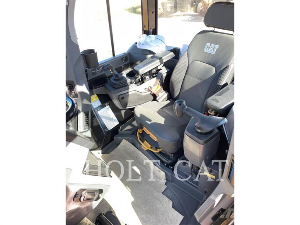 CAT D5 LGP Верижни булдозери
