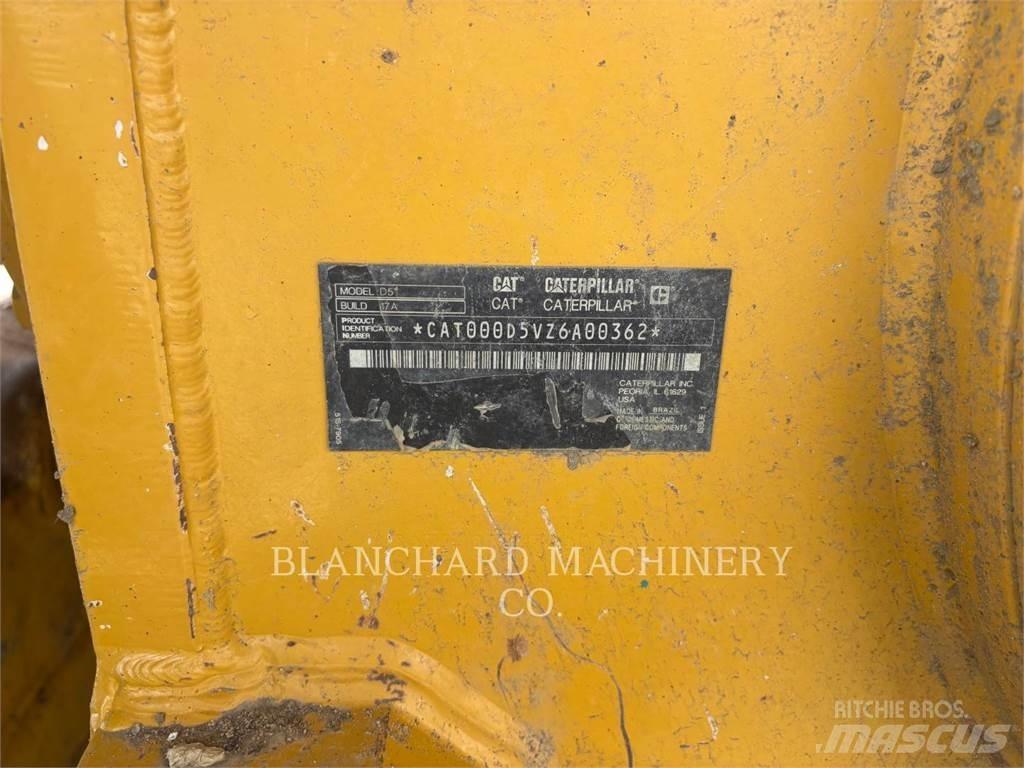 CAT D5 LGP Верижни булдозери
