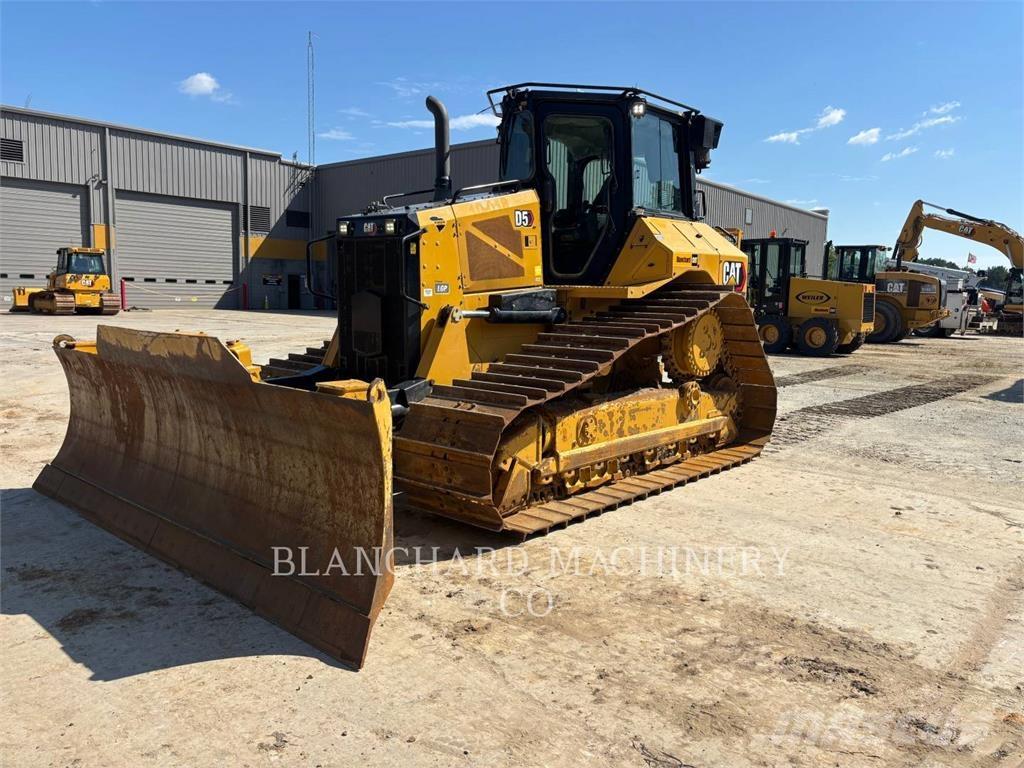 CAT D5 LGP Верижни булдозери

