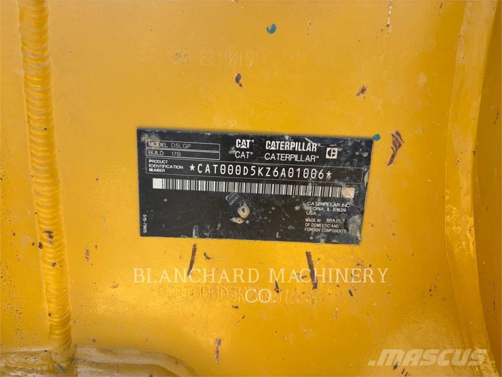 CAT D5 LGP Верижни булдозери
